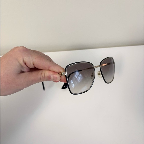 Prada Gradient Sunglasses SPR 525 Black Gold - Picture 13 of 16